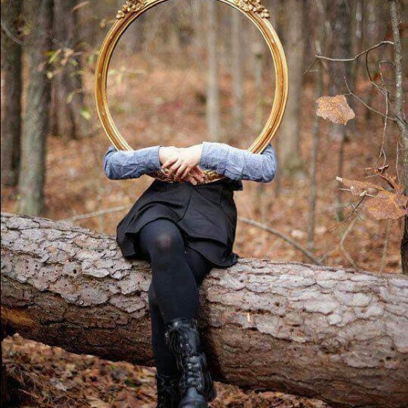 Meet your Posher, Elizabeth - Picture 7 of 8